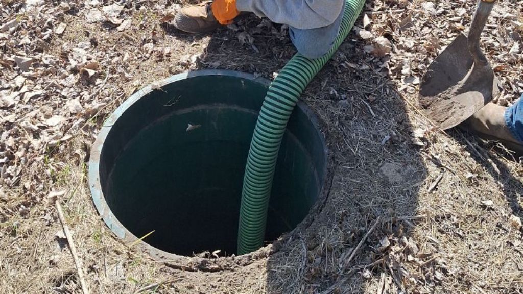 septic-tank-pumping